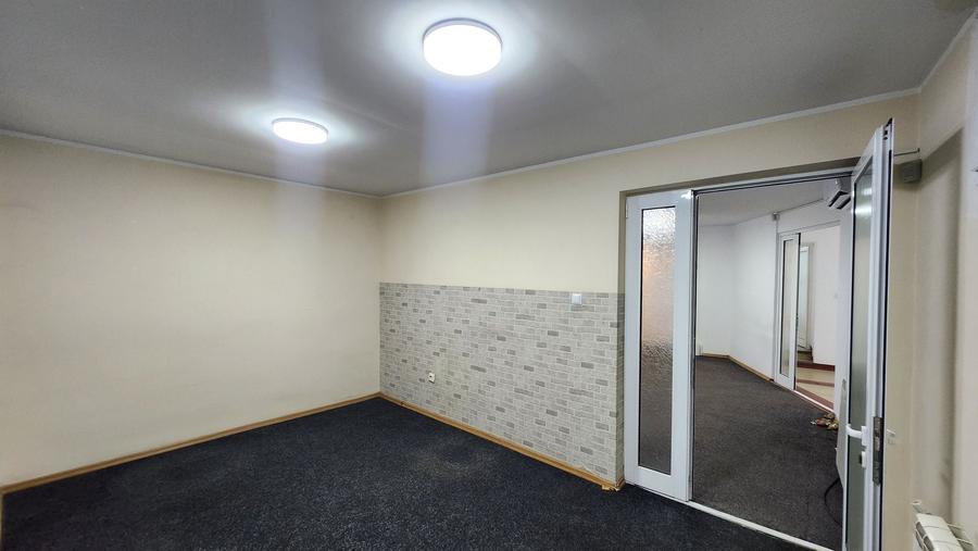 Spațiu comercial, de 200 mp, în Ultracentral