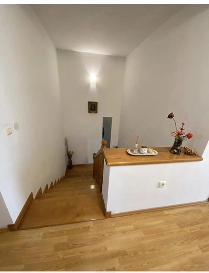 Casă cu Teren 600 Mp în Central