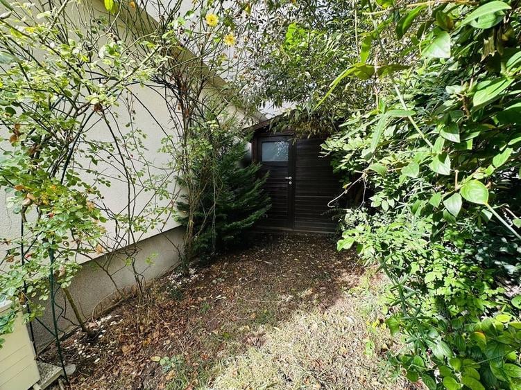 Apartament cu 3 camere decomandat, mobilat în Băneasa