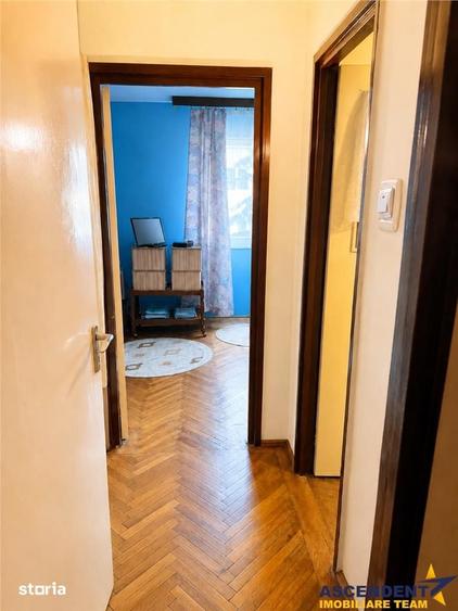 Apartament cu 2 camere semidecomandat în Astra