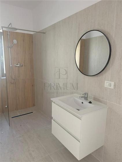 Duplex cu 4 camere cu Canalizare în Moșnița Veche