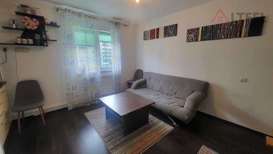 Apartament cu 2 camere decomandat, mobilat în Mihai Viteazul