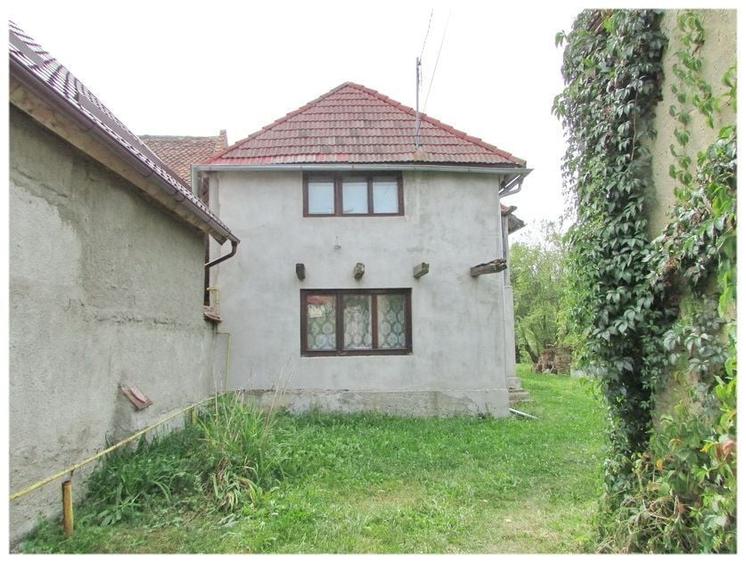 Casă individuală cu 5 camere cu Canalizare în Vlădeni