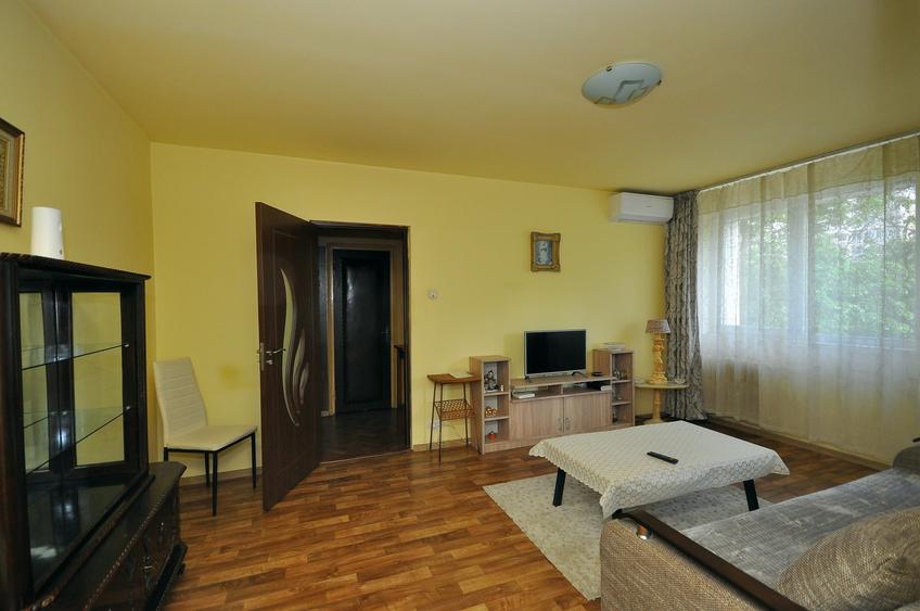 Apartament cu 2 camere semidecomandat, mobilat în Militari — fotografia 2