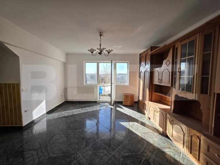 Apartament de vanzare, 69.36 mp, zona Micro 16 - 2