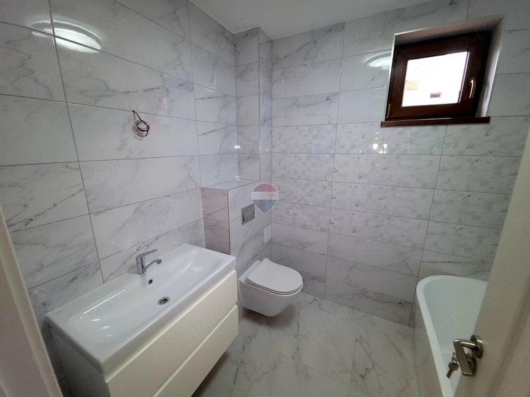 Apartament cu 2 camere decomandat în Calea Romanului