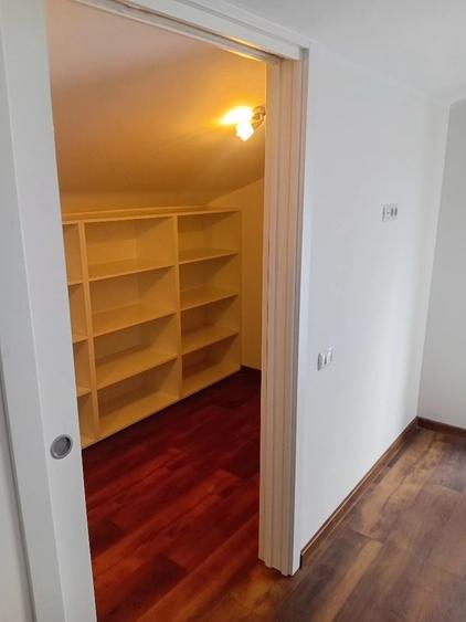 Apartament cu 3 camere decomandat în Sânpetru