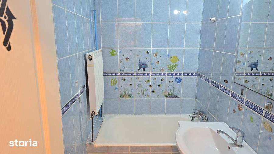 Apartament cu 2 camere semidecomandat în Micro 15