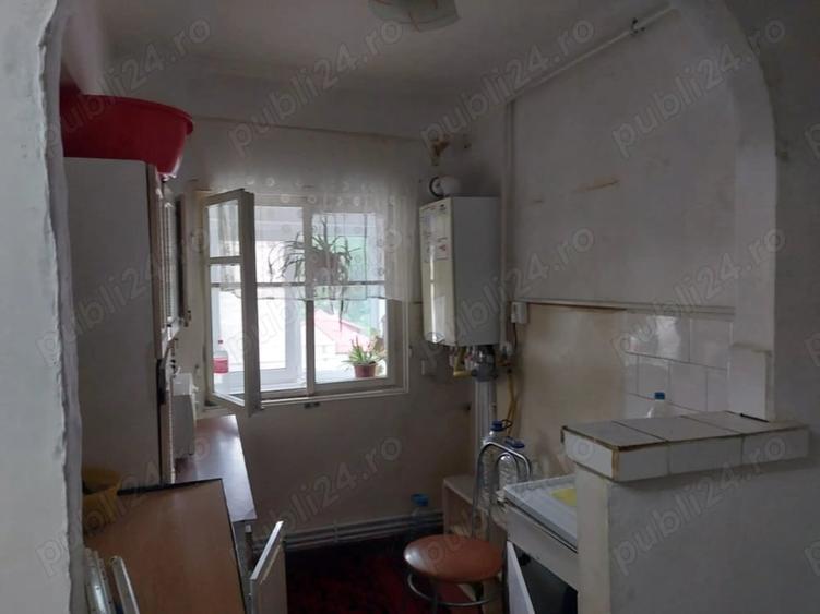 Garsonieră decomandată în Central
