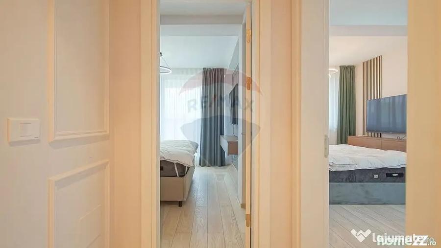 Apartament cu 3 camere decomandat în Tractorul
