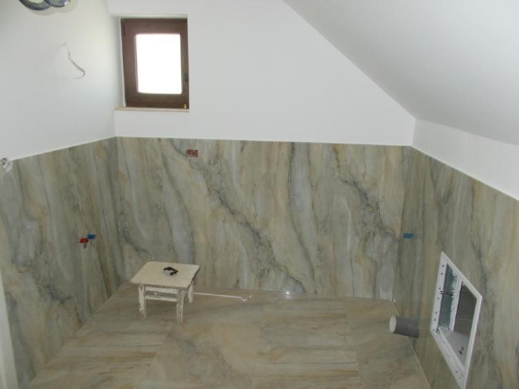 Casă individuală cu 5 camere cu Teren 570 Mp în Giarmata