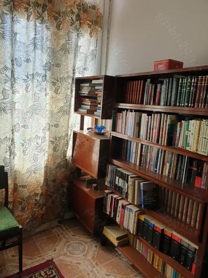 Casă cu 6 camere cu Teren 939 Mp în Central