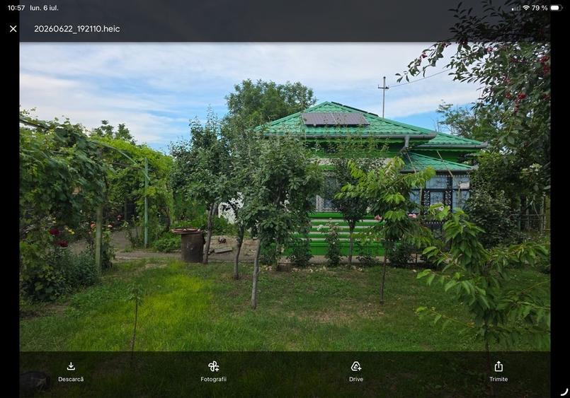 Casă cu 4 camere în Vadu Pașii