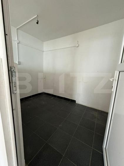 Spațiu comercial, de 150 mp, în Florești