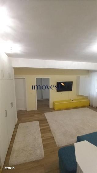 Apartament cu 3 camere în Central — fotografia 3