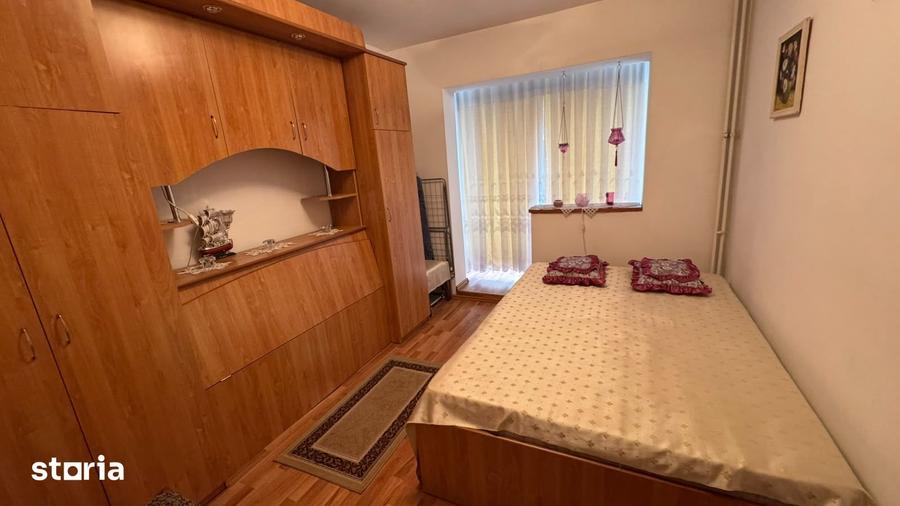 Apartament cu 3 camere în Cornișa