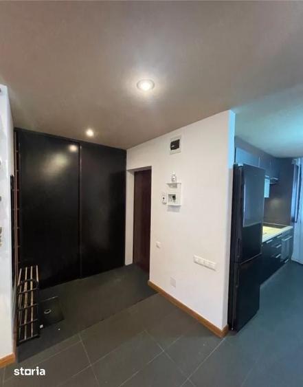 Apartament cu 3 camere decomandat în Andrei Mureșanu