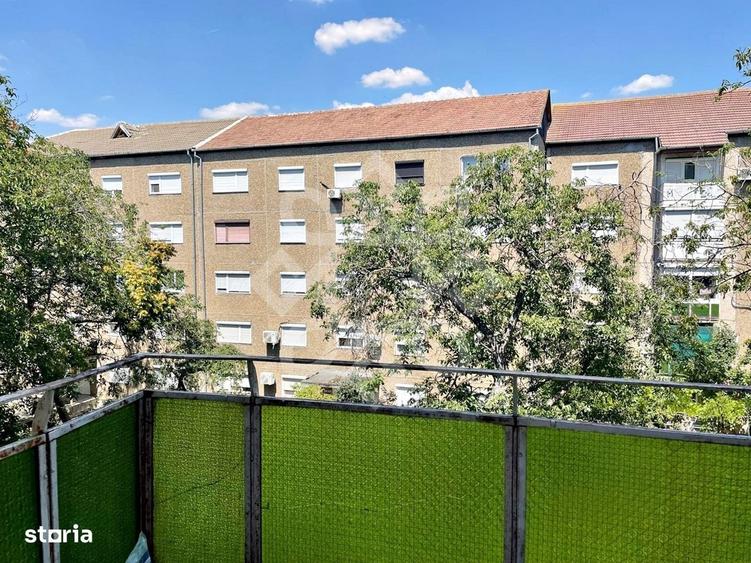 Apartament cu 3 camere semidecomandat în Rogerius