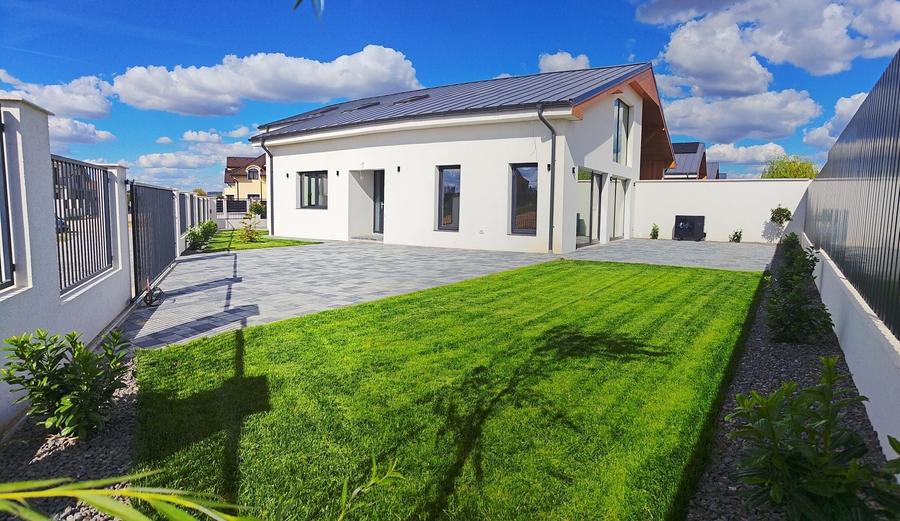 Casă cu 4 camere cu Teren 400 Mp în Calea Aradului