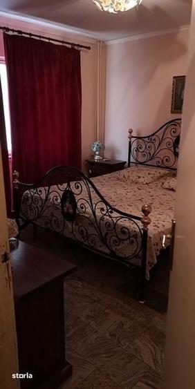 Apartament 3 camere decomandat - 1