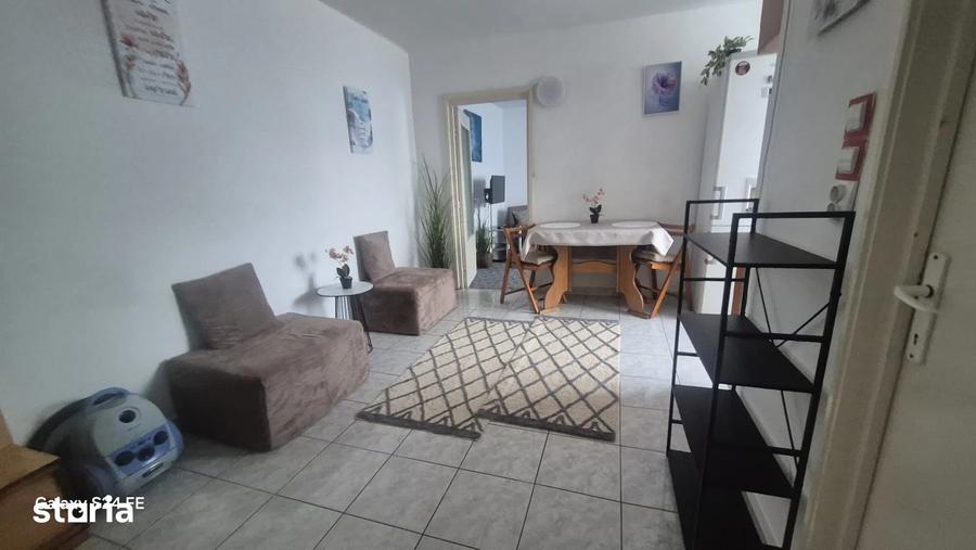 Apartament cu 2 camere decomandat în Central