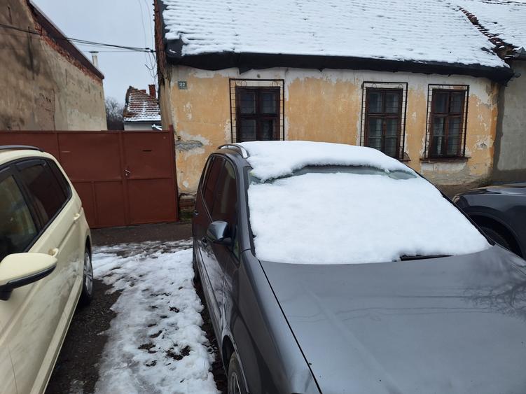 Casă individuală cu 2 camere cu Canalizare în Fratelia