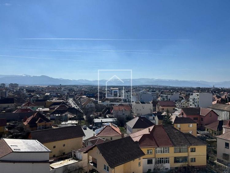 Apartament cu 4 camere decomandat, mobilat în Mihai Viteazul