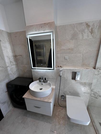 Apartament cu 2 camere semidecomandat în Copou