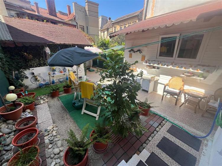 Lugoj, Parter De Vilă, Curte Proprie, 4 Cam., Pretabil  Afacere + Locuinta, - 6