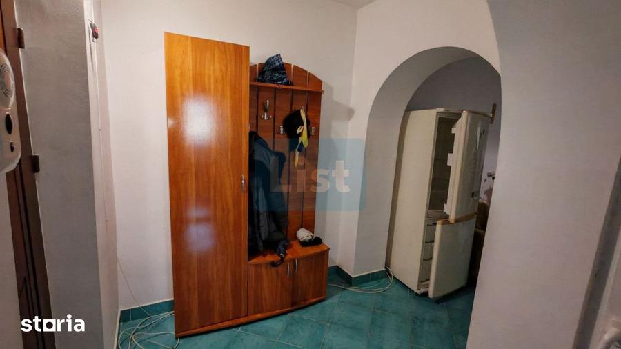 Apartament cu 4 camere decomandat în Gară