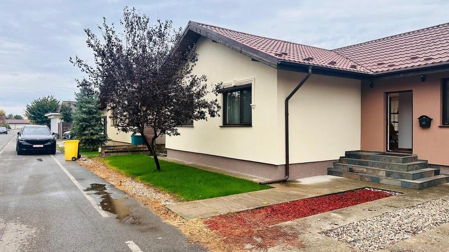 Casă individuală cu 4 camere cu Teren 489 Mp în Balotești