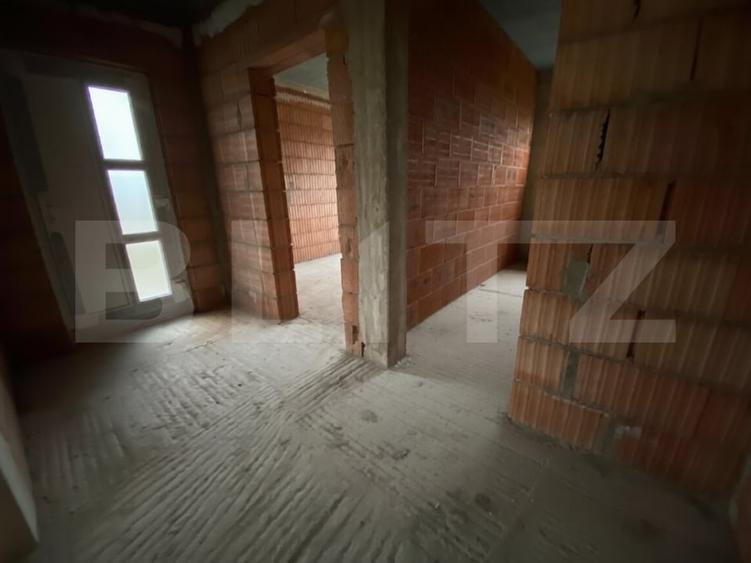 Duplex cu 3 camere cu Teren 284 Mp în Urseni