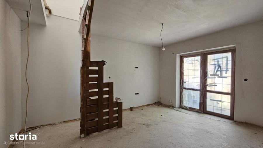 Casă cu 3 camere cu Teren 720 Mp în Păcurari