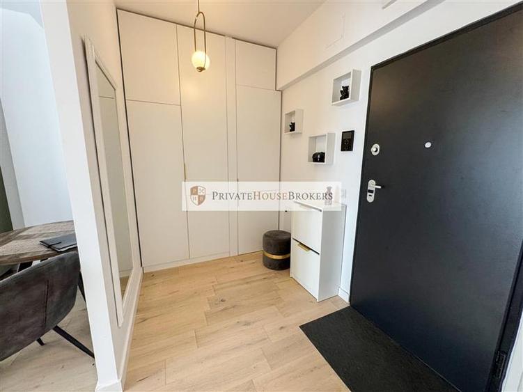 Apartament cu 2 camere semidecomandat, mobilat în Pipera