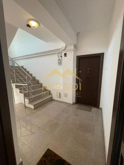 Apartament cu 3 camere, mobilat în Bucureștii Noi