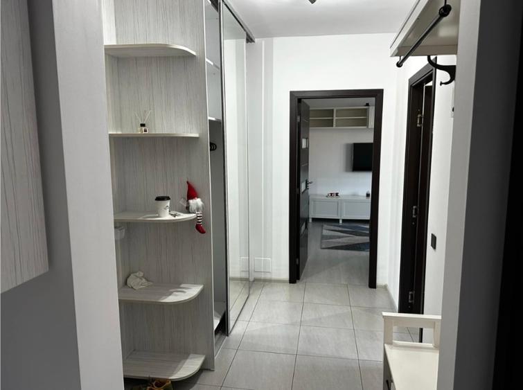 Apartament cu 2 camere decomandat în Drumul Taberei