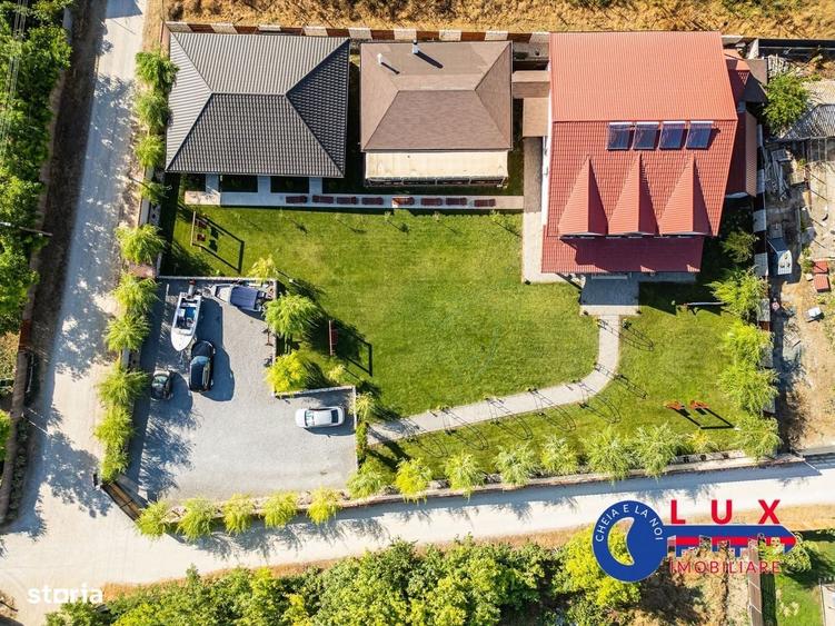 Casă cu 4 camere în Dunavățu de Jos