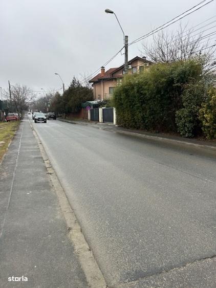 Spațiu comercial, în Sisești