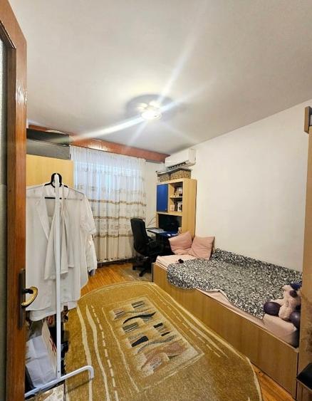 Apartament cu 4 camere decomandat, mobilat în Apărătorii Patriei