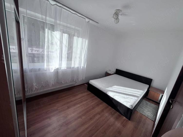 Apartament cu 2 camere semidecomandat în Ostroveni