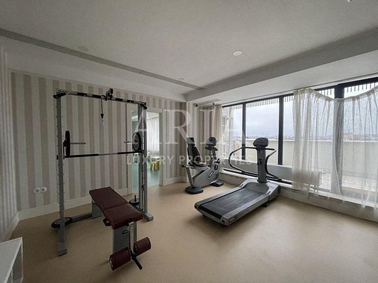 Apartament cu 4 camere decomandat, mobilat în Pipera