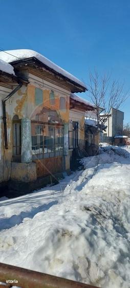 Spațiu comercial, în Domnești