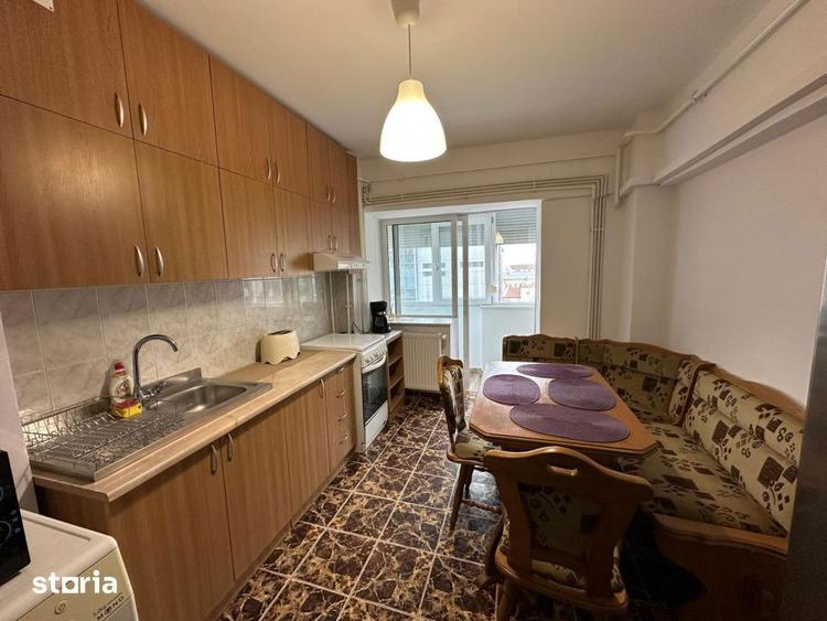 Apartament cu 2 camere decomandat, mobilat în Central