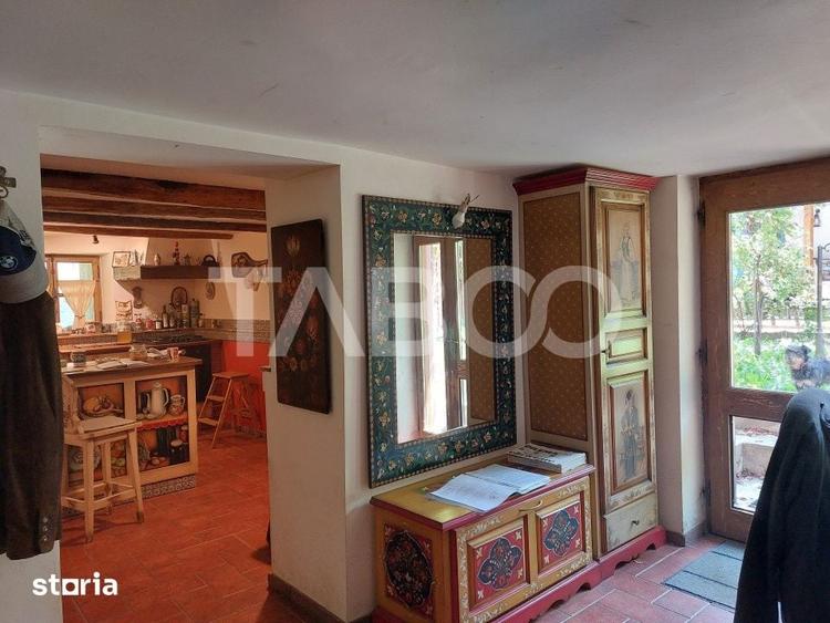 Casă cu 2 camere cu Teren 251 Mp în Central