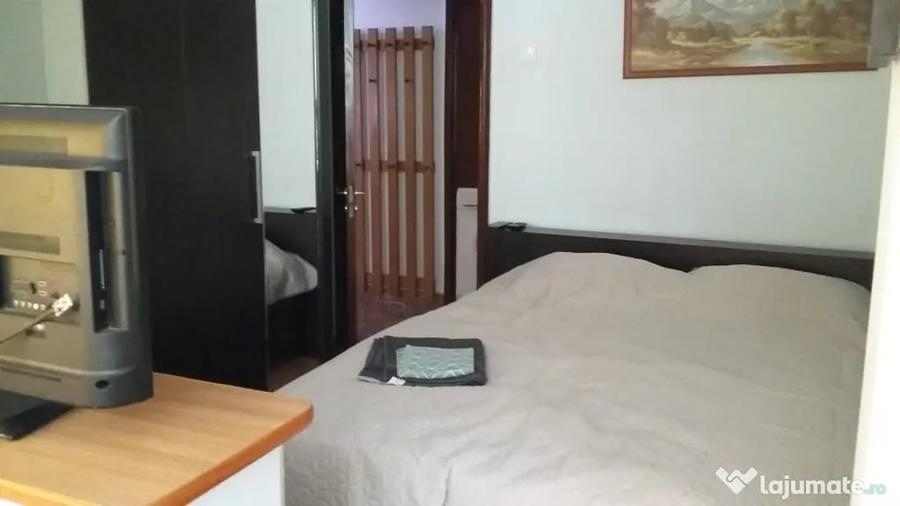 Apartament cu 3 camere decomandat în Gării