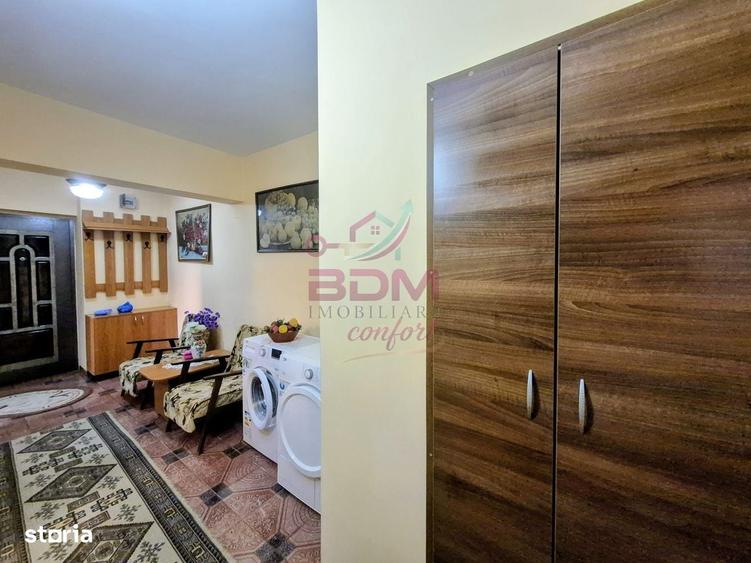 Apartament cu 3 camere decomandat în Central