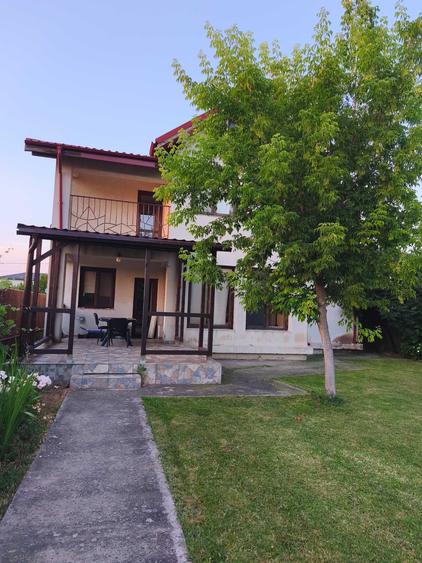 Casă cu 4 camere cu Teren 900 Mp în Cornetu