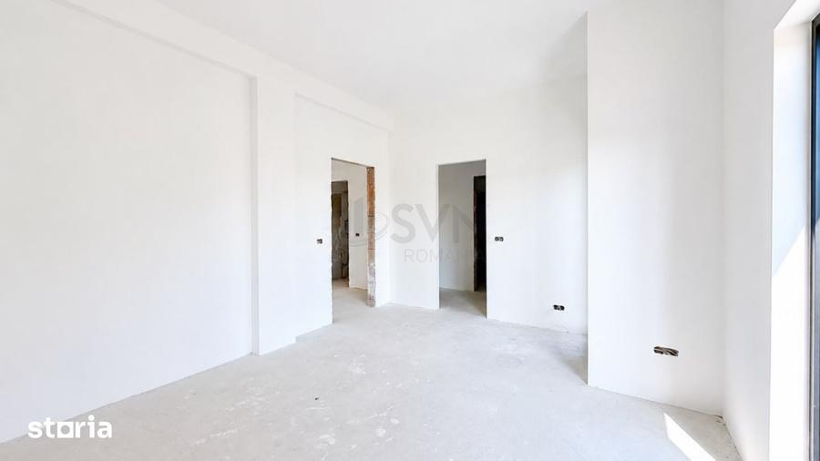 Casă cu 7 camere cu Teren 400 Mp în Corbeanca