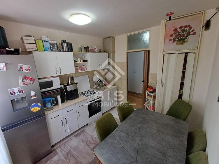 Apartament cu 3 camere decomandat în Nord