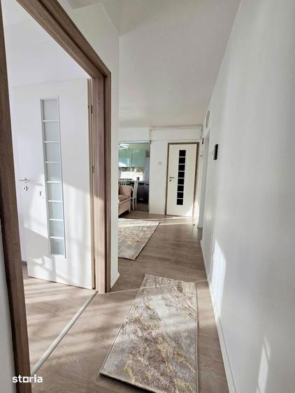Apartament cu 3 camere decomandat în Dobroești
